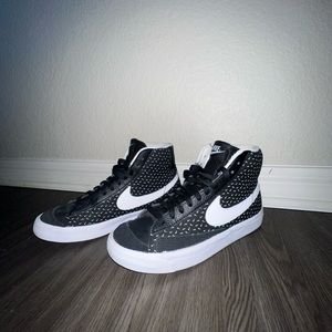 Nike Blazer Mid ‘77 Black and White Dot Swoosh